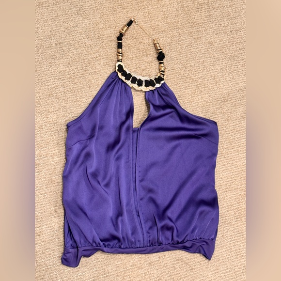 Lilac blue backless top - Picture 2 of 2